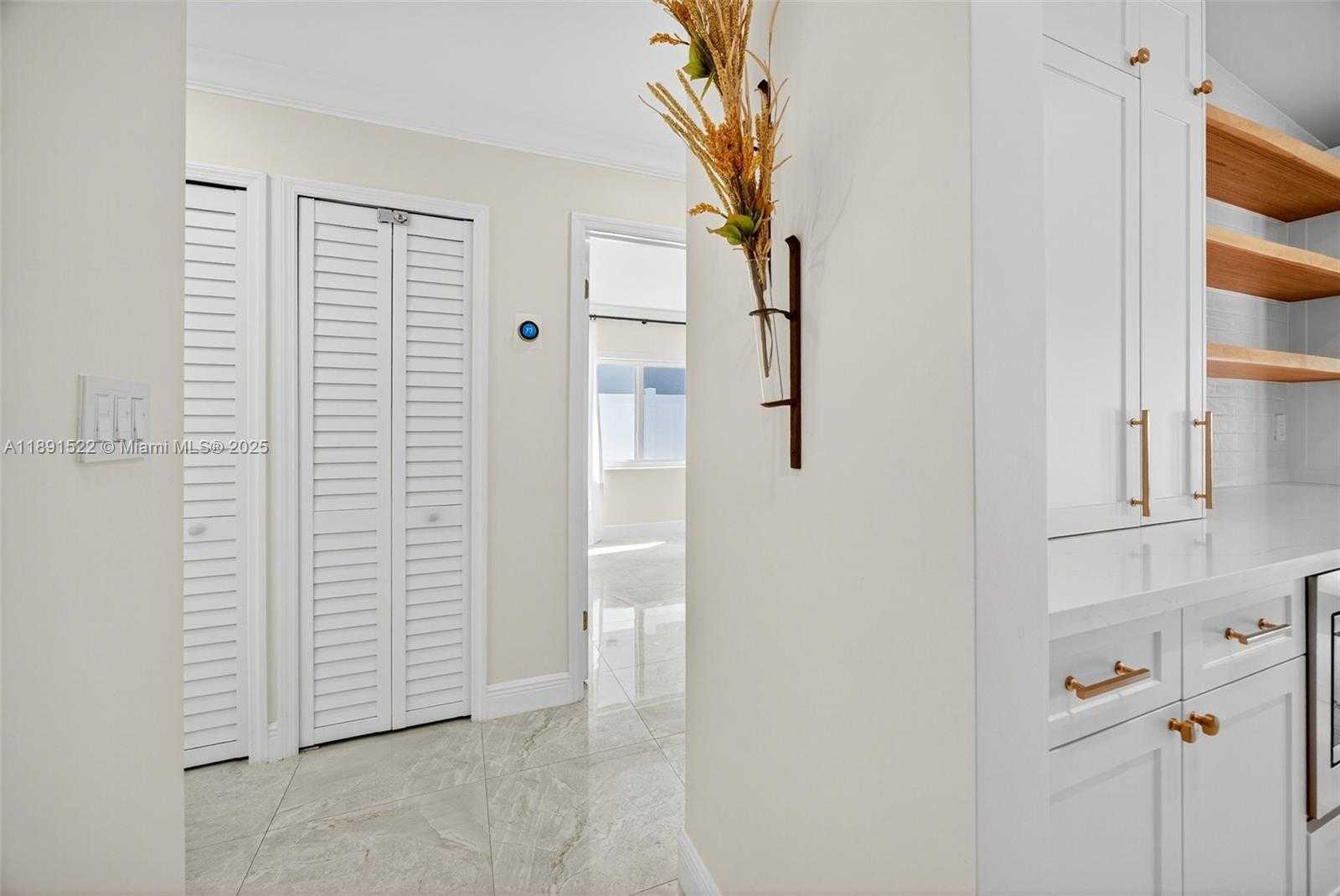 Small Image of 13280 SOUTH WEST 39TH TER, Miami Number 13