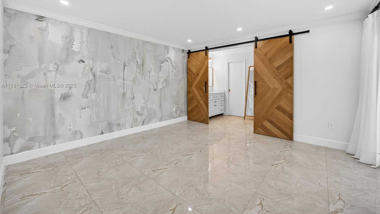 Small Image of 13280 SOUTH WEST 39TH TER, Miami Number 15