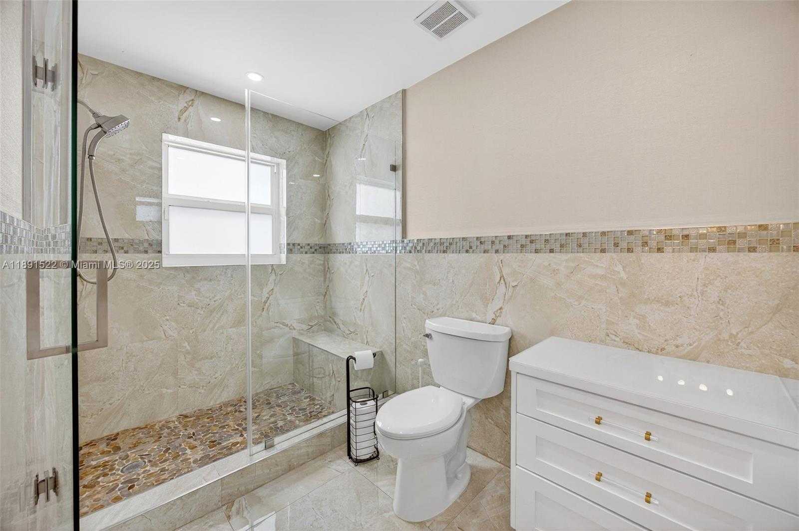 Small Image of 13280 SOUTH WEST 39TH TER, Miami Number 18