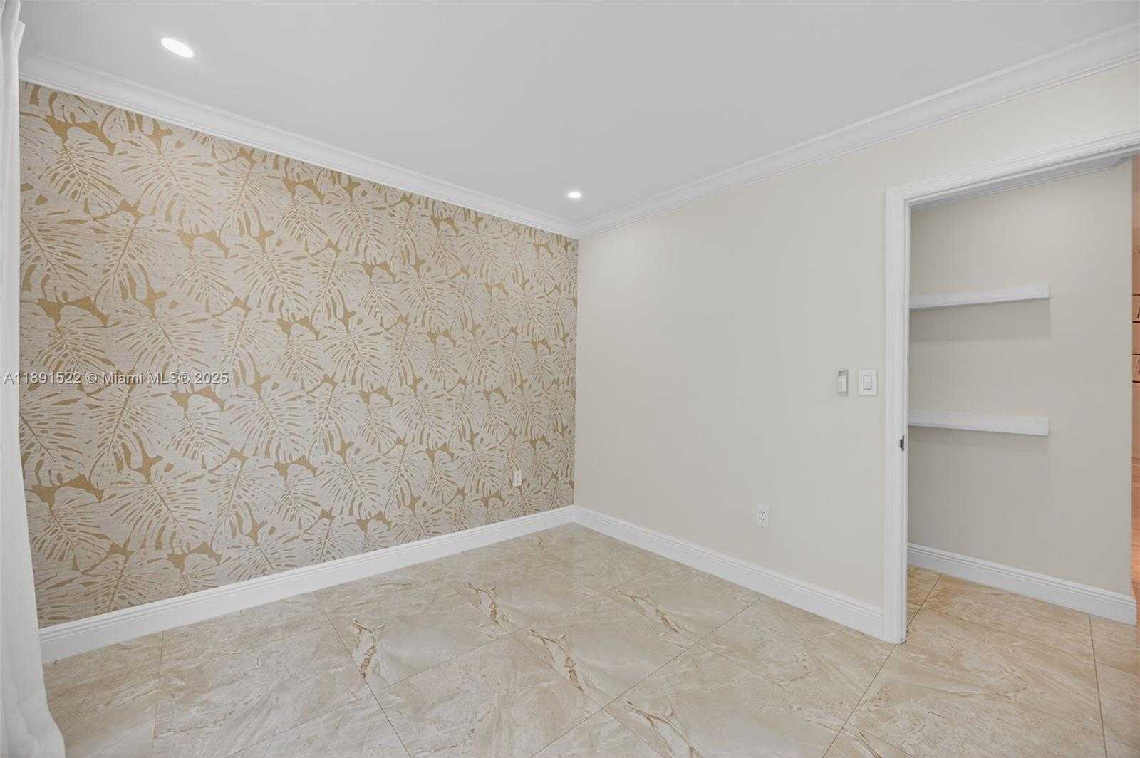 Small Image of 13280 SOUTH WEST 39TH TER, Miami Number 25