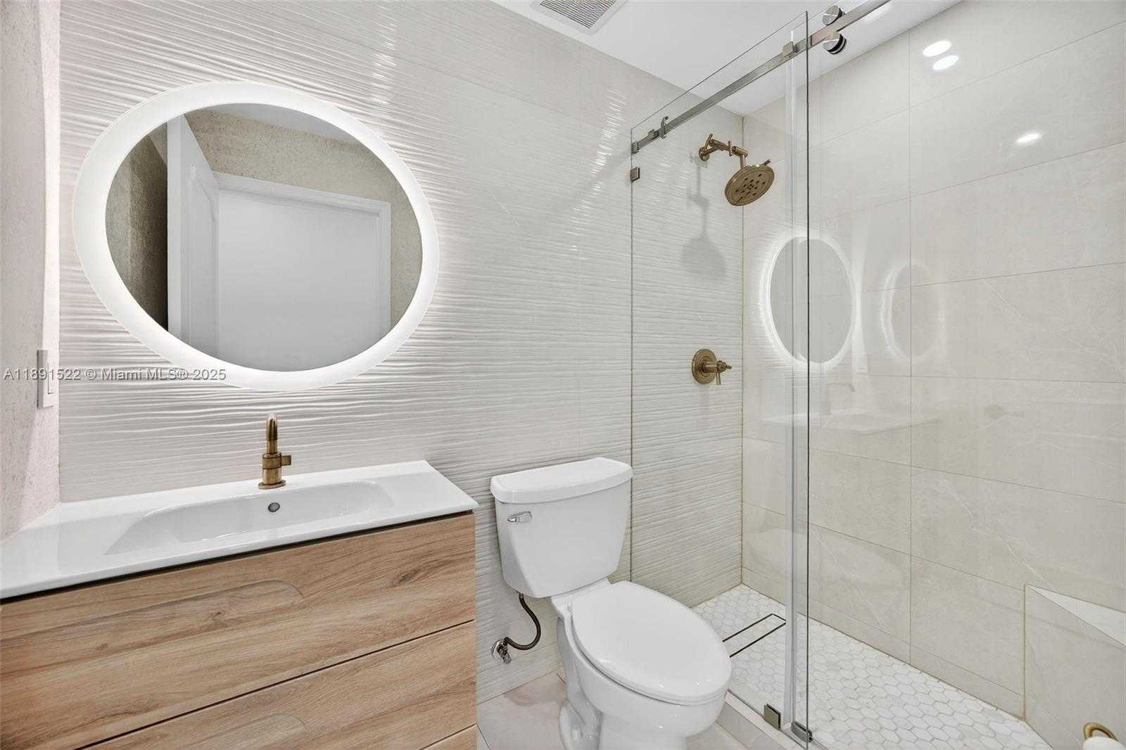Small Image of 13280 SOUTH WEST 39TH TER, Miami Number 29