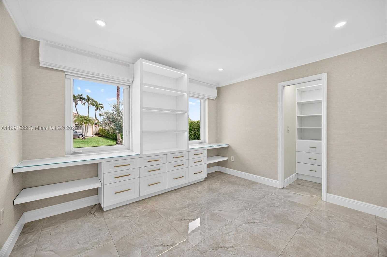 Small Image of 13280 SOUTH WEST 39TH TER, Miami Number 32