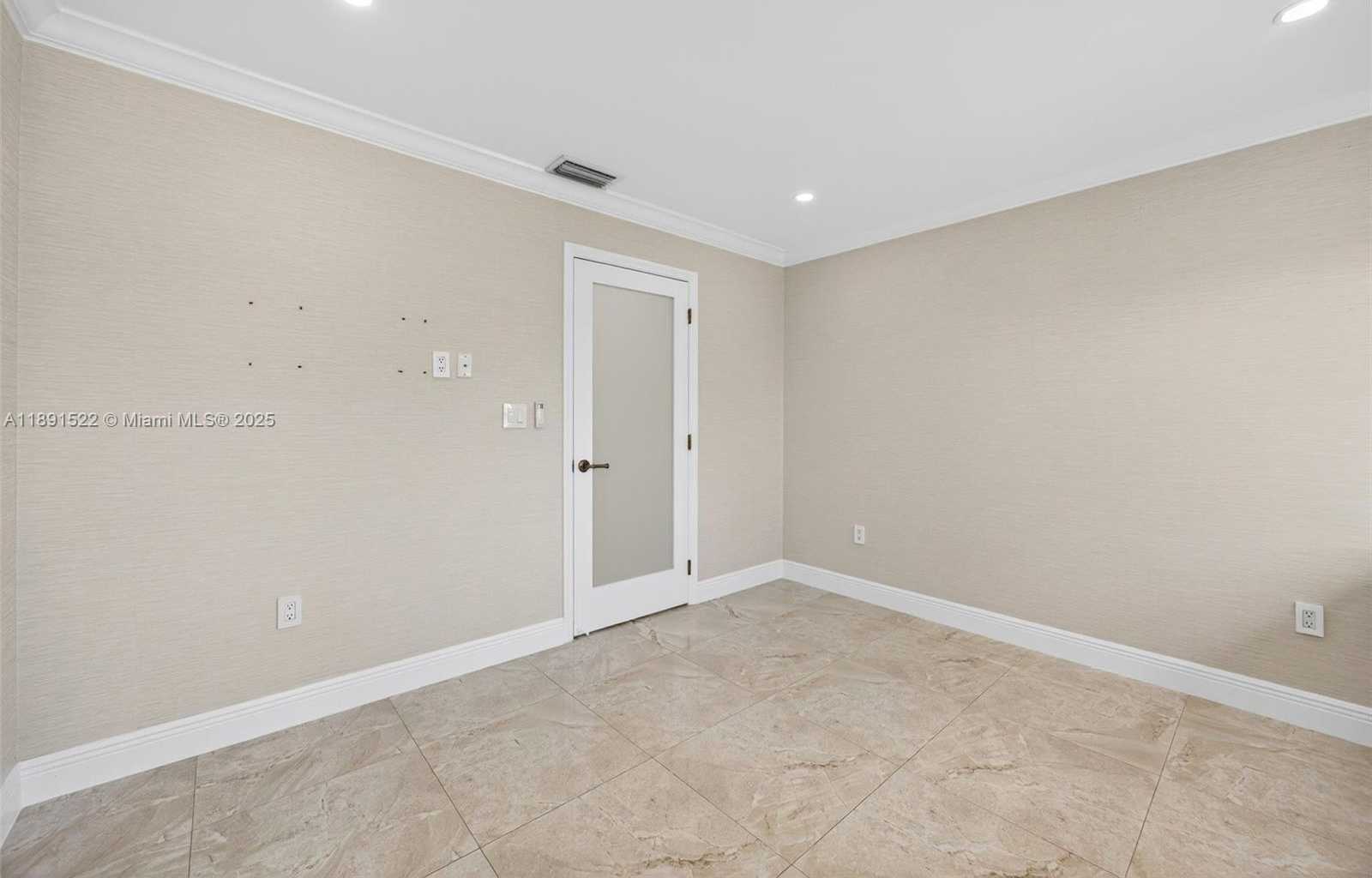 Small Image of 13280 SOUTH WEST 39TH TER, Miami Number 34