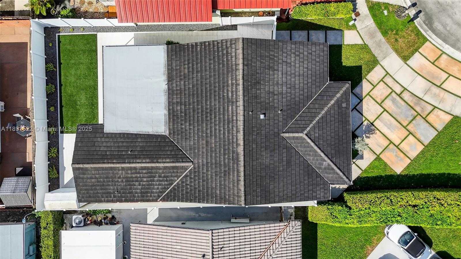 Small Image of 13280 SOUTH WEST 39TH TER, Miami Number 51