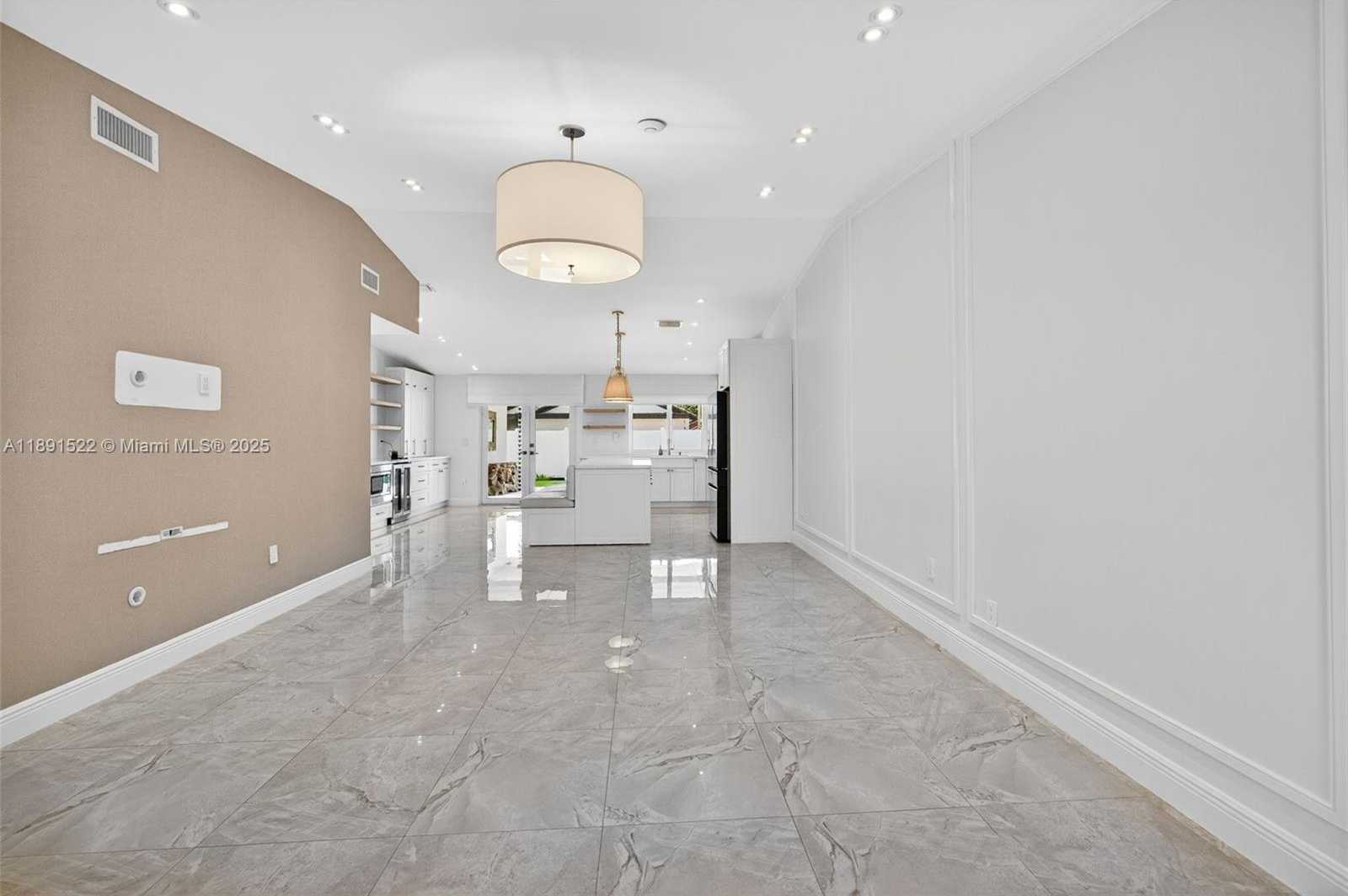 Small Image of 13280 SOUTH WEST 39TH TER, Miami Number 6