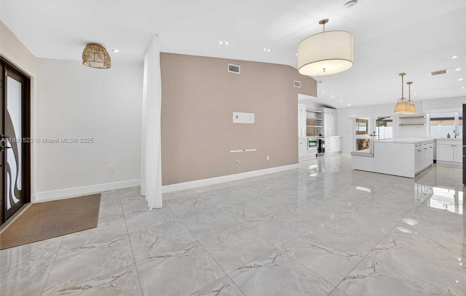 Small Image of 13280 SOUTH WEST 39TH TER, Miami Number 7