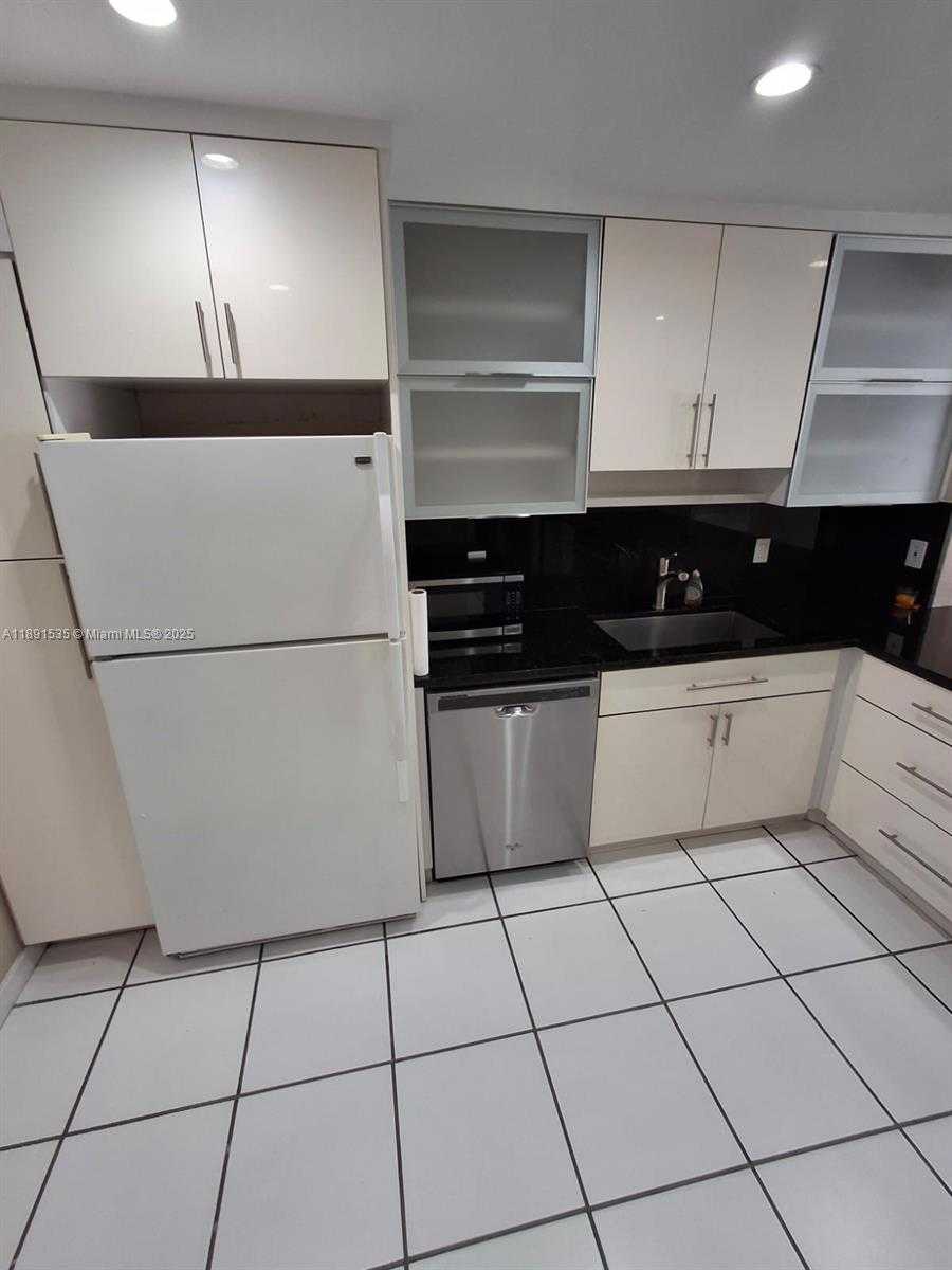 Small Image of 1351 NORTH EAST MIAMI GARDENS DR #901E, Miami Number 12