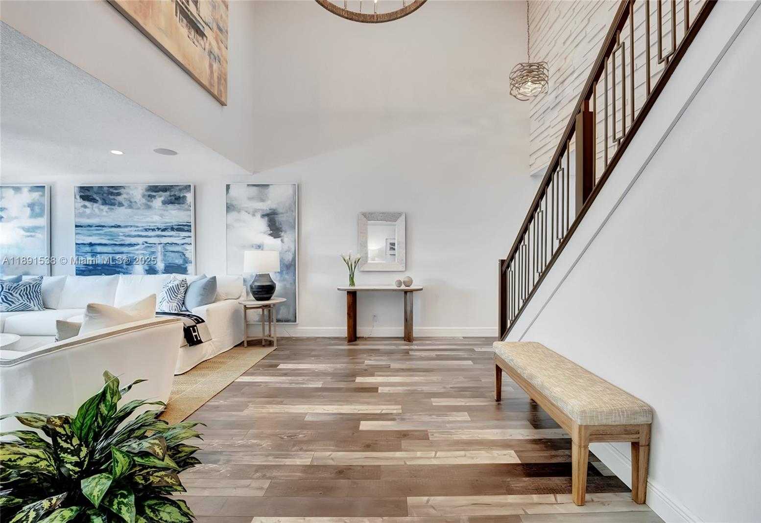 Small Image of 203 OCEAN DUNES CIR, Jupiter Number 13