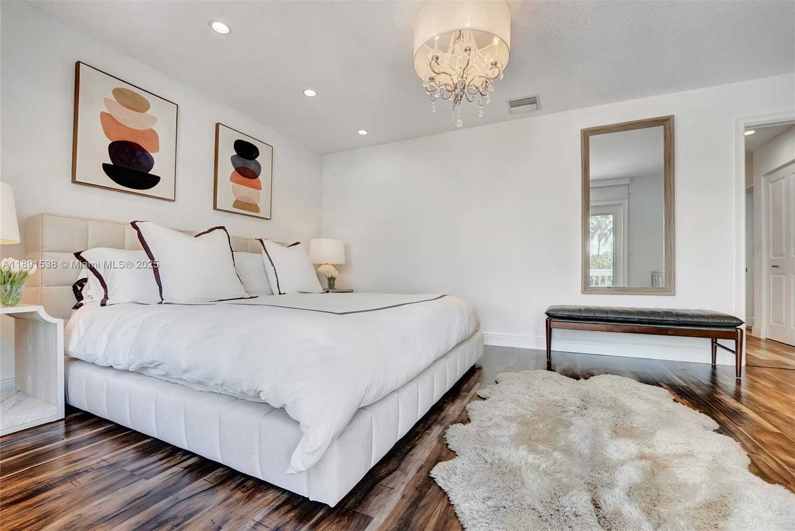 Small Image of 203 OCEAN DUNES CIR, Jupiter Number 15