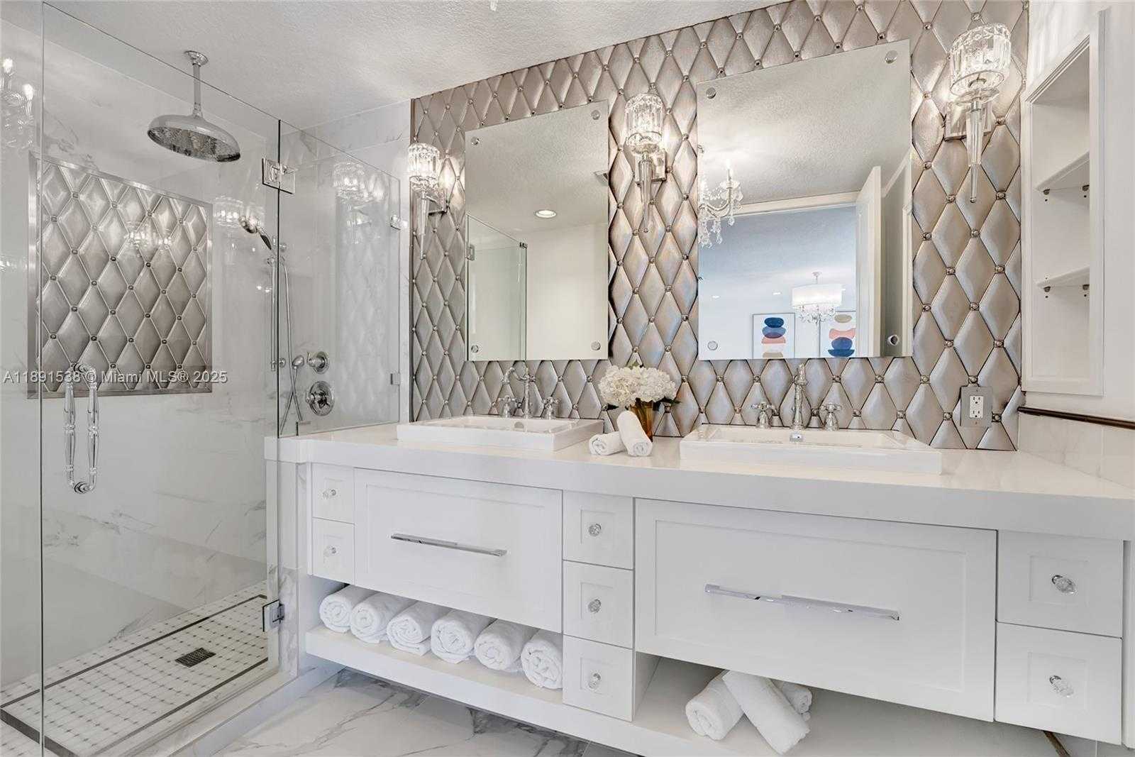 Small Image of 203 OCEAN DUNES CIR, Jupiter Number 18