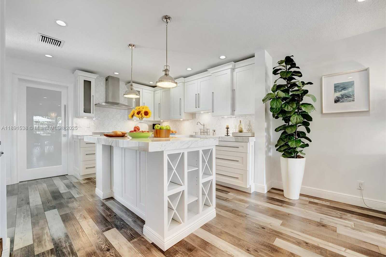 Small Image of 203 OCEAN DUNES CIR, Jupiter Number 6
