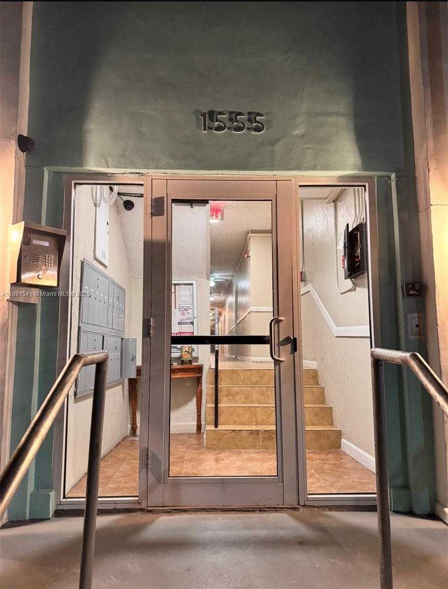 Small Image of 1555 PENNSYLVANIA AVE #102, Miami Beach Number 16