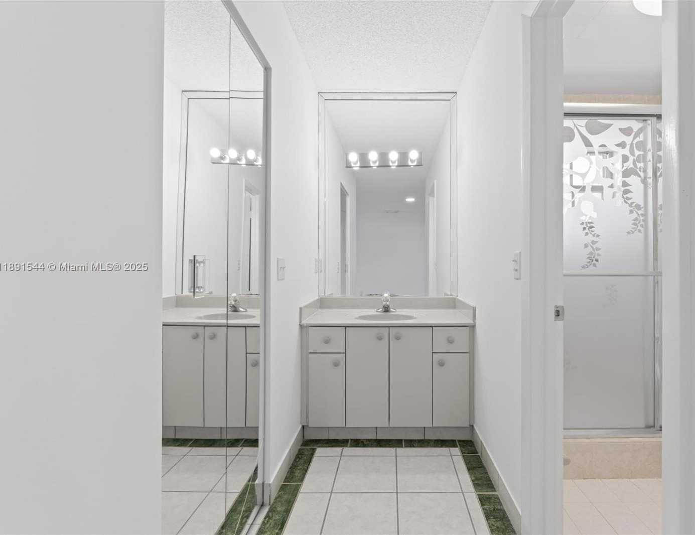 Small Image of 13400 SOUTH WEST 182ND ST, Miami Number 15