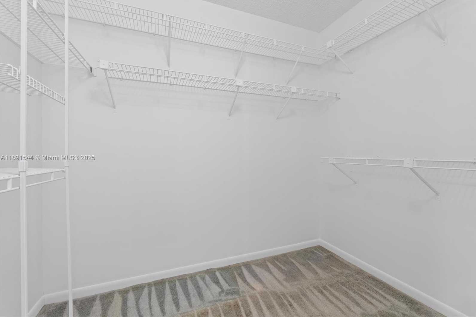 Small Image of 13400 SOUTH WEST 182ND ST, Miami Number 17