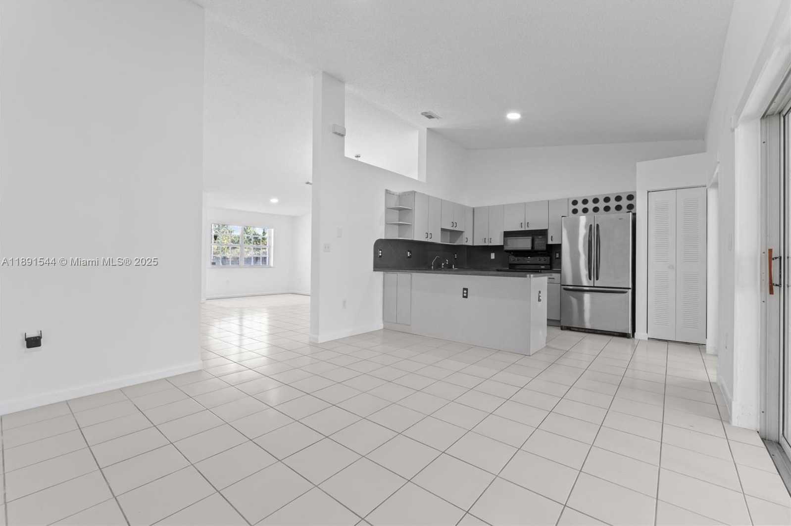 Small Image of 13400 SOUTH WEST 182ND ST, Miami Number 18