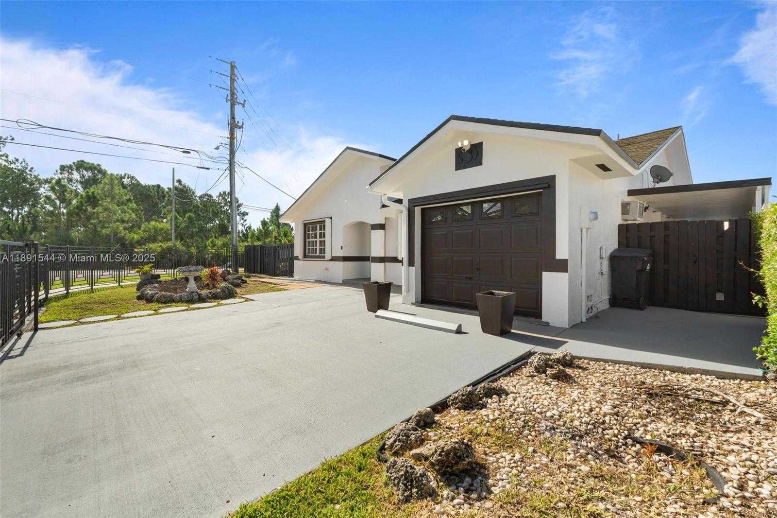 Small Image of 13400 SOUTH WEST 182ND ST, Miami Number 31