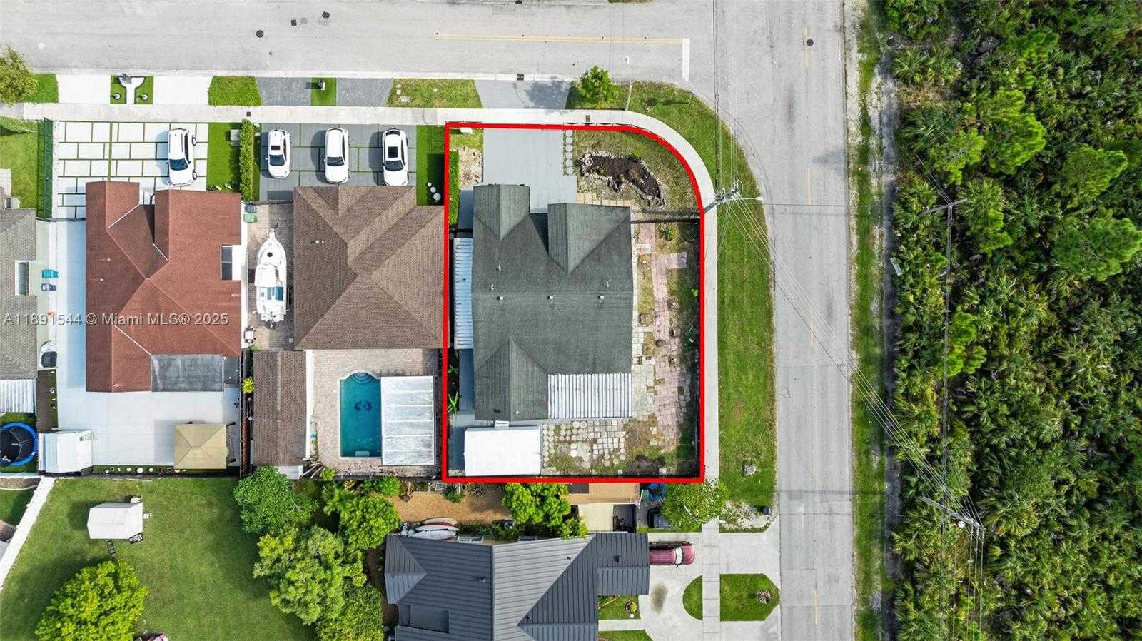 Small Image of 13400 SOUTH WEST 182ND ST, Miami Number 45