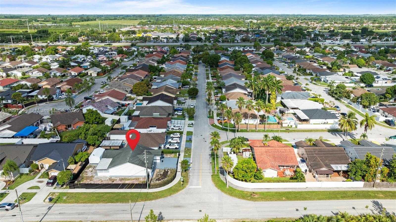 Small Image of 13400 SOUTH WEST 182ND ST, Miami Number 47