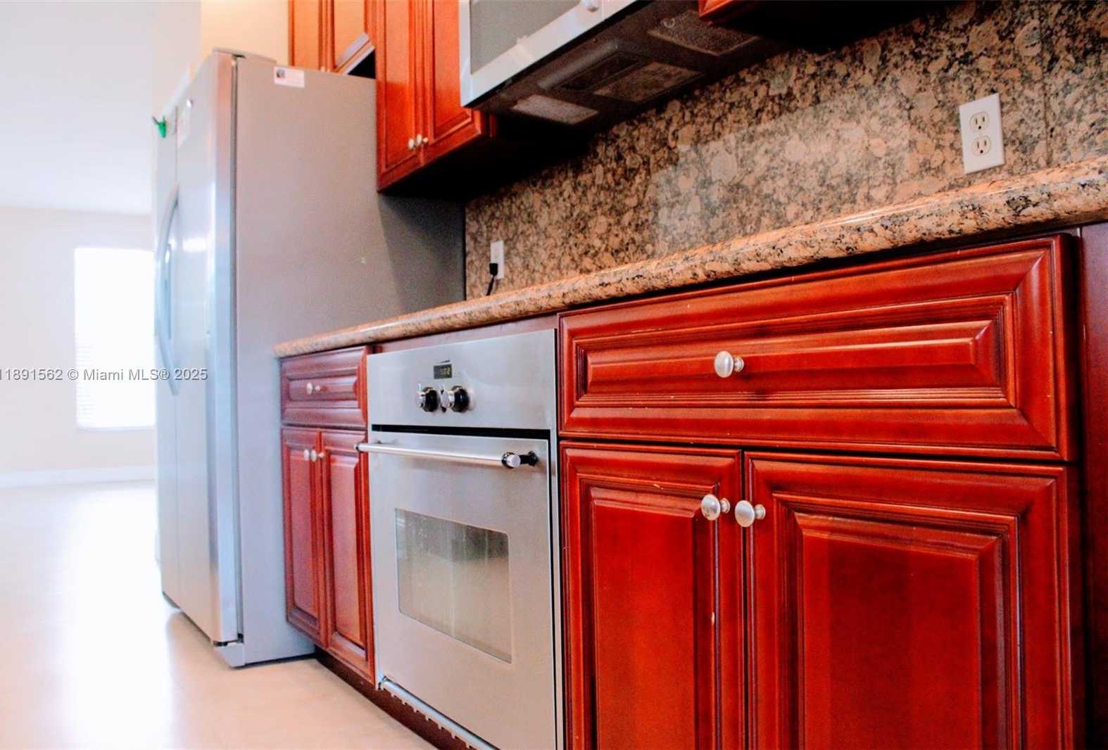Small Image of 11151 MINNEAPOLIS DR, Cooper City Number 16