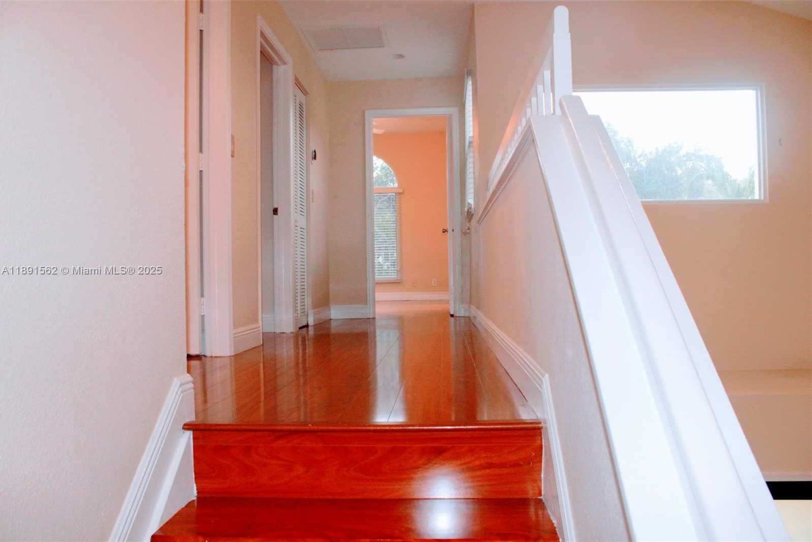 Small Image of 11151 MINNEAPOLIS DR, Cooper City Number 32