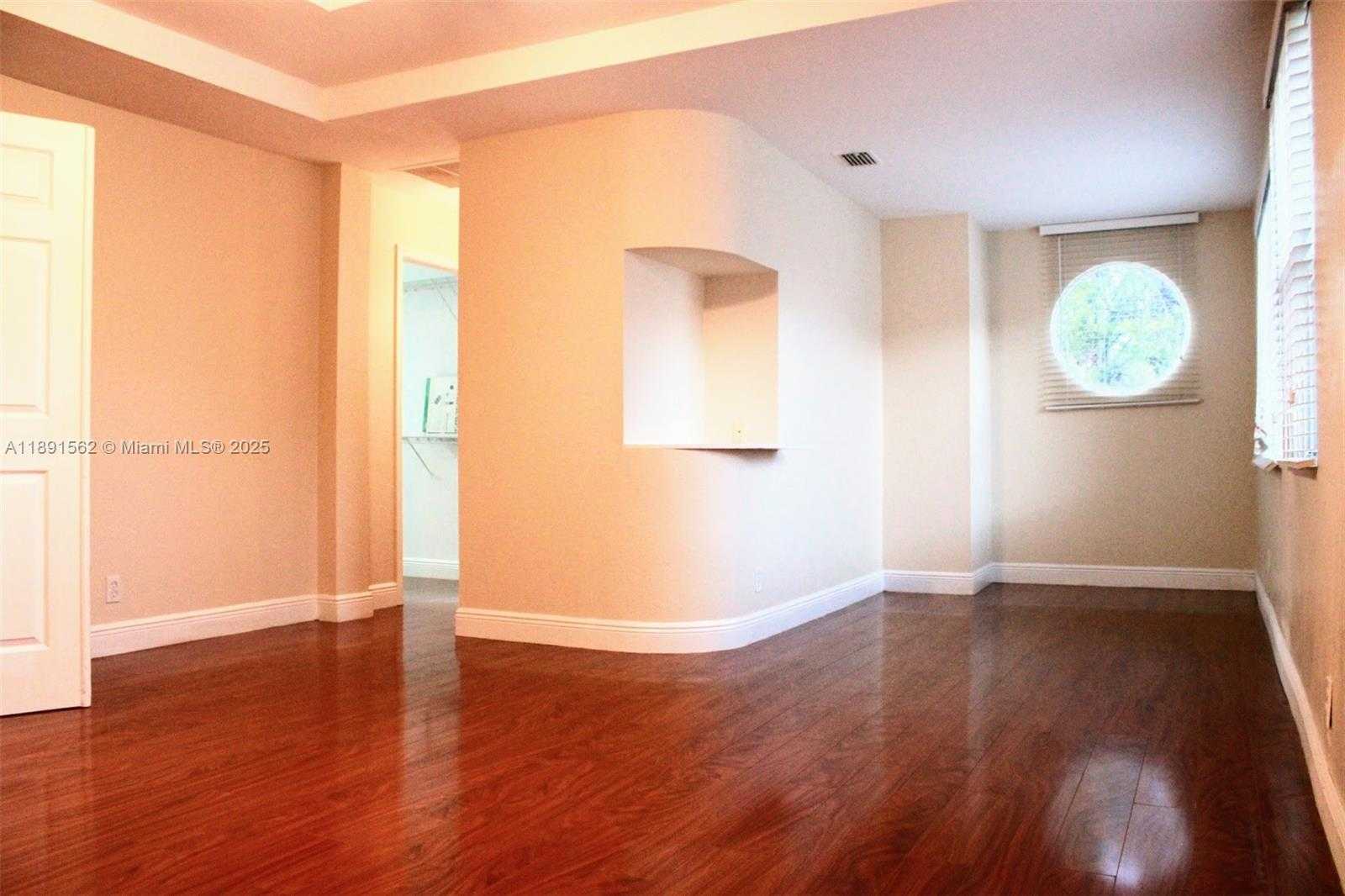 Small Image of 11151 MINNEAPOLIS DR, Cooper City Number 34