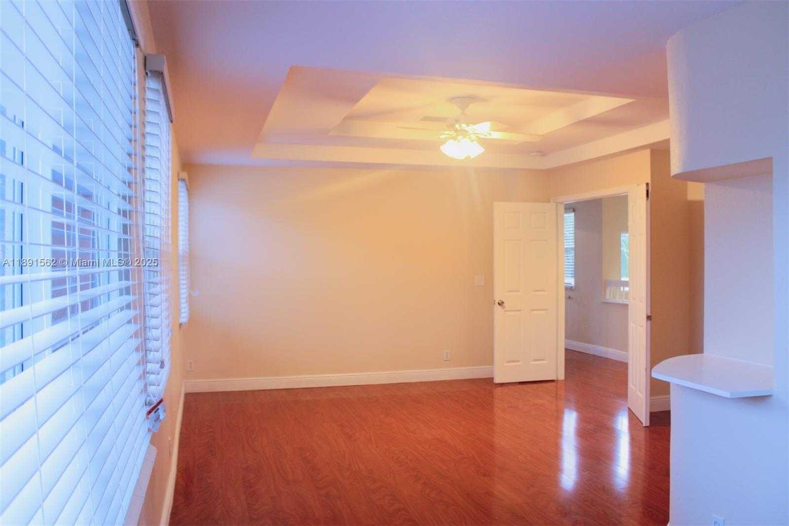 Small Image of 11151 MINNEAPOLIS DR, Cooper City Number 42