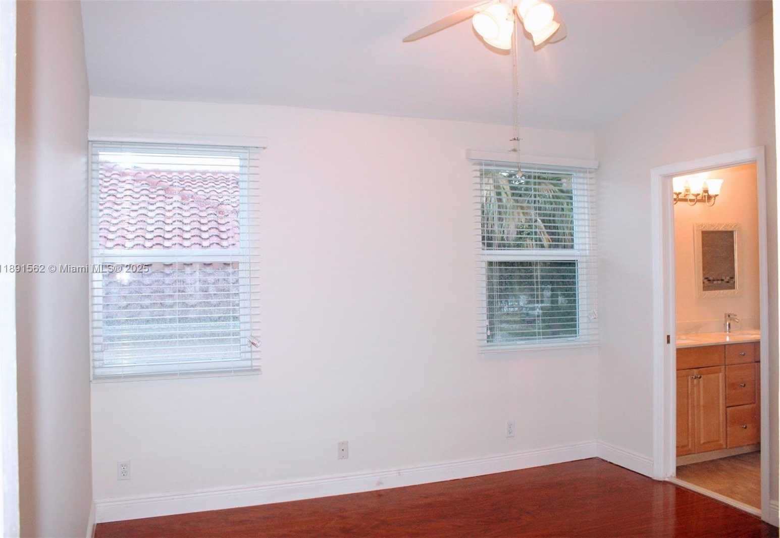 Small Image of 11151 MINNEAPOLIS DR, Cooper City Number 45