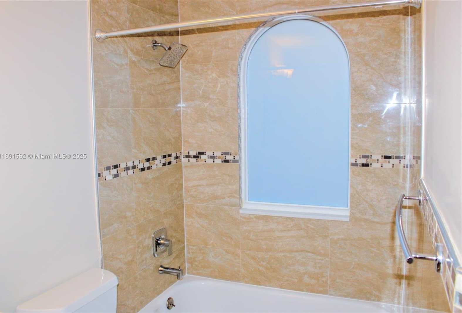 Small Image of 11151 MINNEAPOLIS DR, Cooper City Number 50