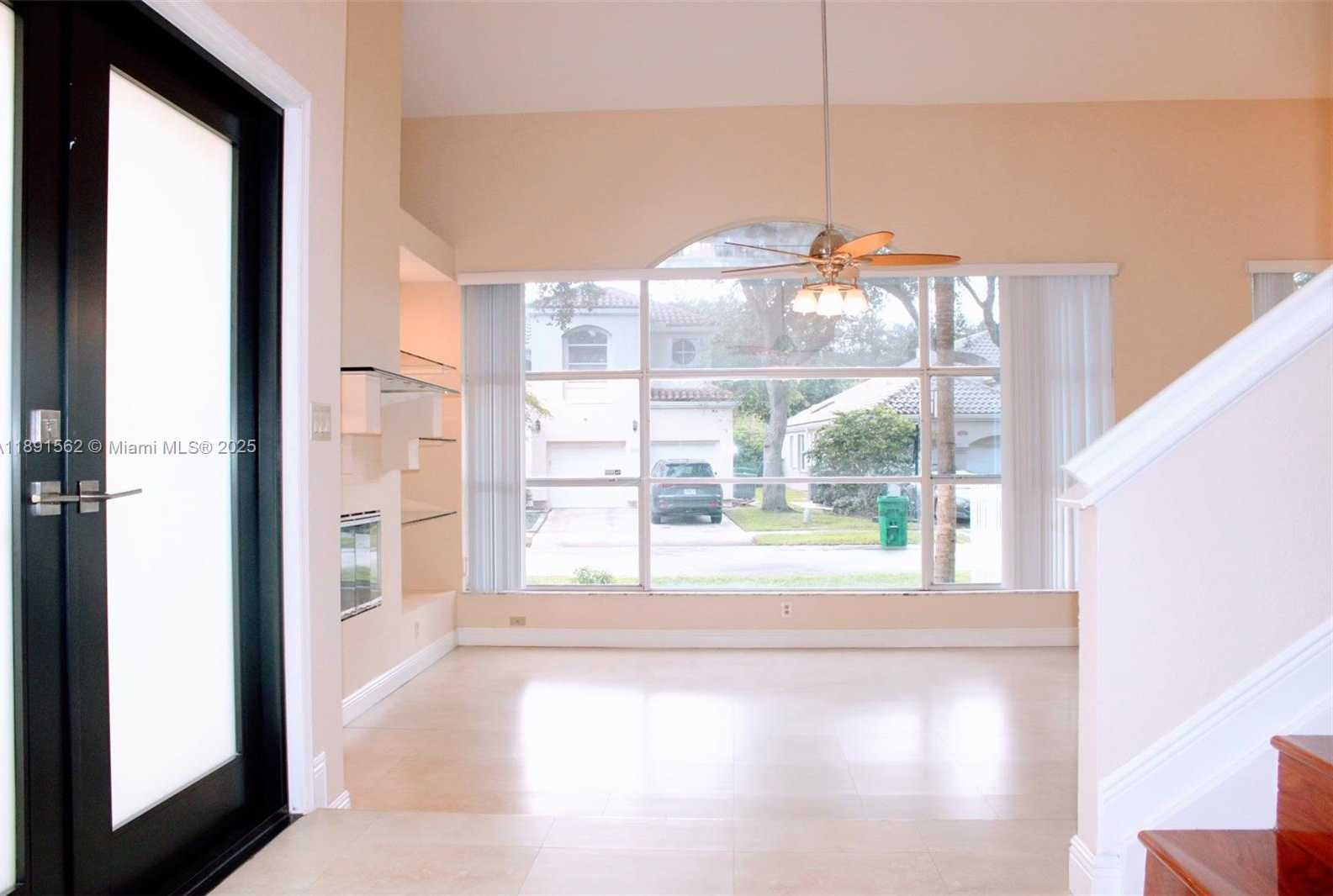Small Image of 11151 MINNEAPOLIS DR, Cooper City Number 7