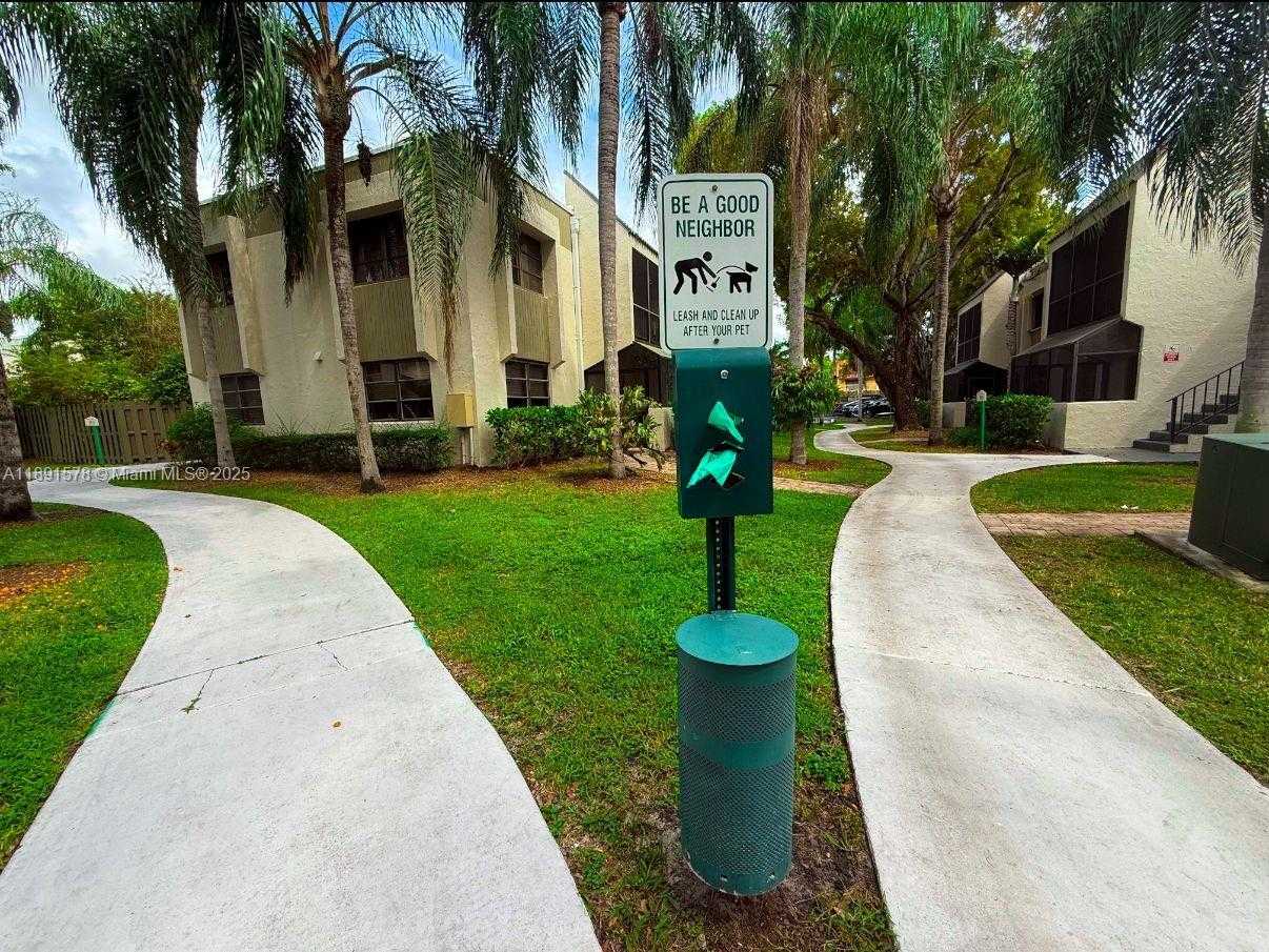 Small Image of 7917 SOUTH WEST 104TH ST #101F, Miami Number 25