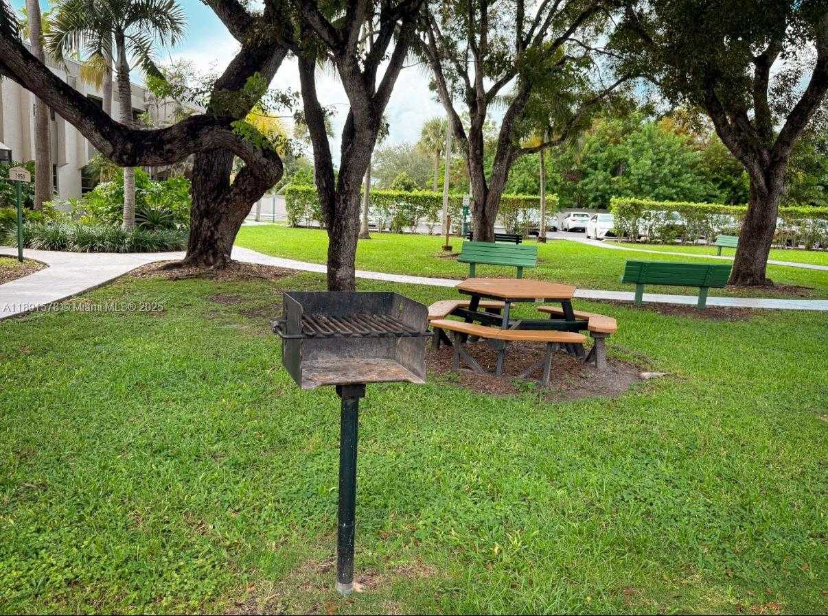 Small Image of 7917 SOUTH WEST 104TH ST #101F, Miami Number 28