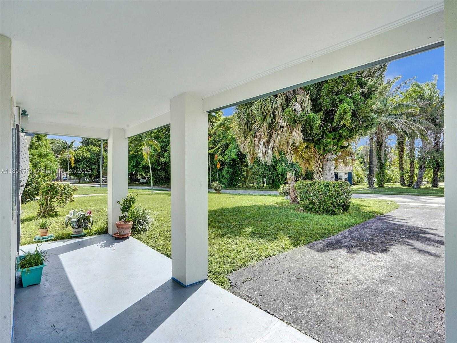 Small Image of 17791 NORTH EAST 13TH AVE, North Miami Beach Number 10