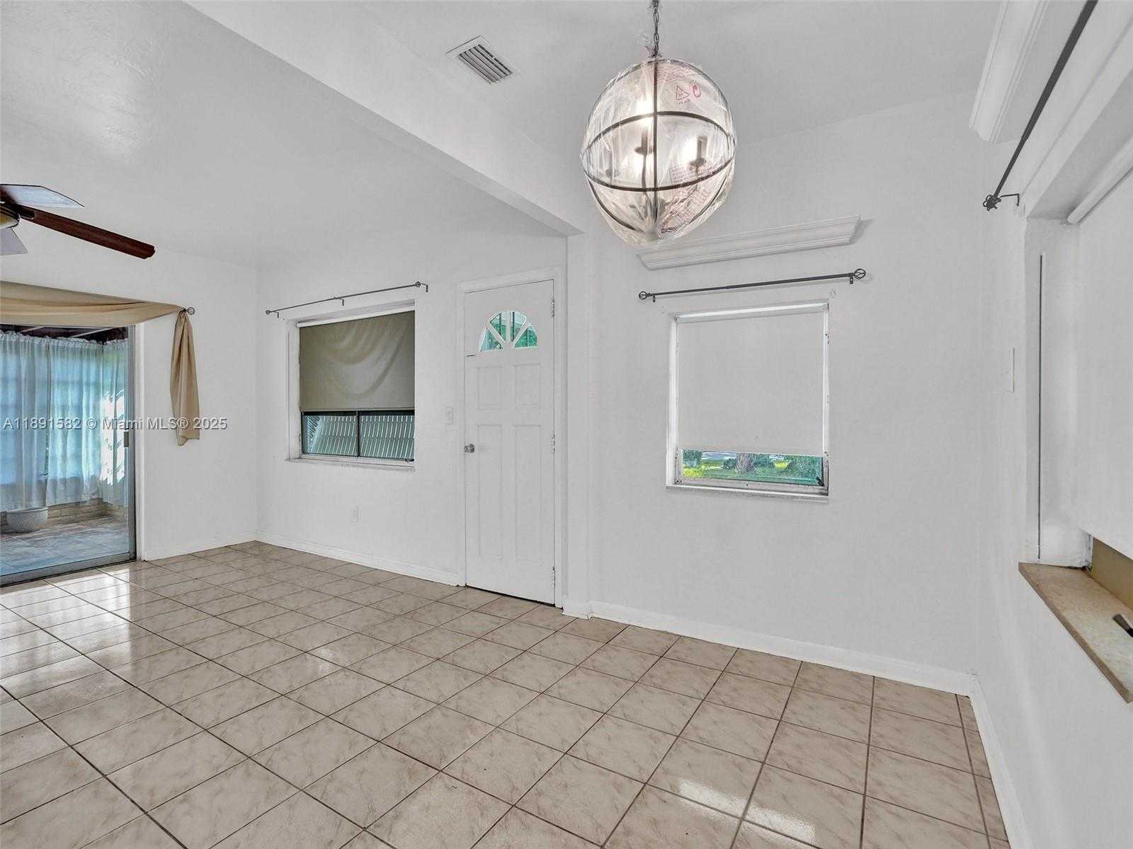 Small Image of 17791 NORTH EAST 13TH AVE, North Miami Beach Number 18