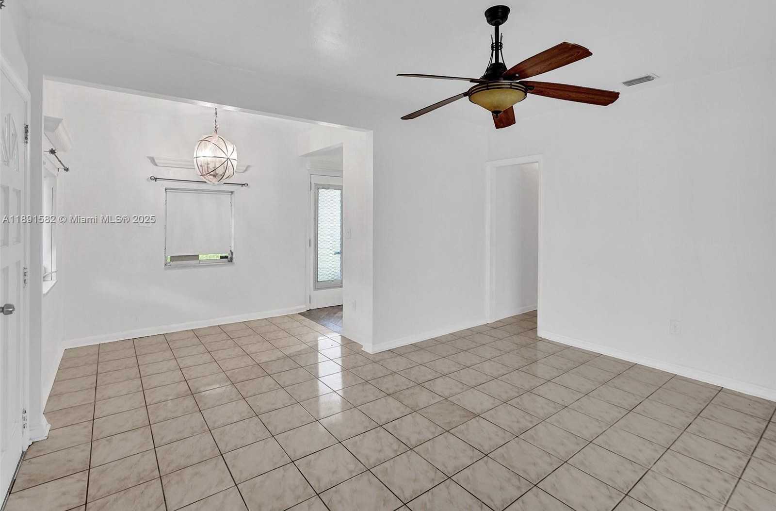 Small Image of 17791 NORTH EAST 13TH AVE, North Miami Beach Number 20