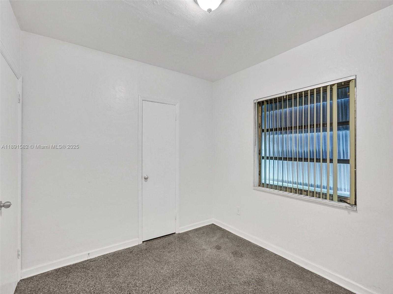 Small Image of 17791 NORTH EAST 13TH AVE, North Miami Beach Number 29