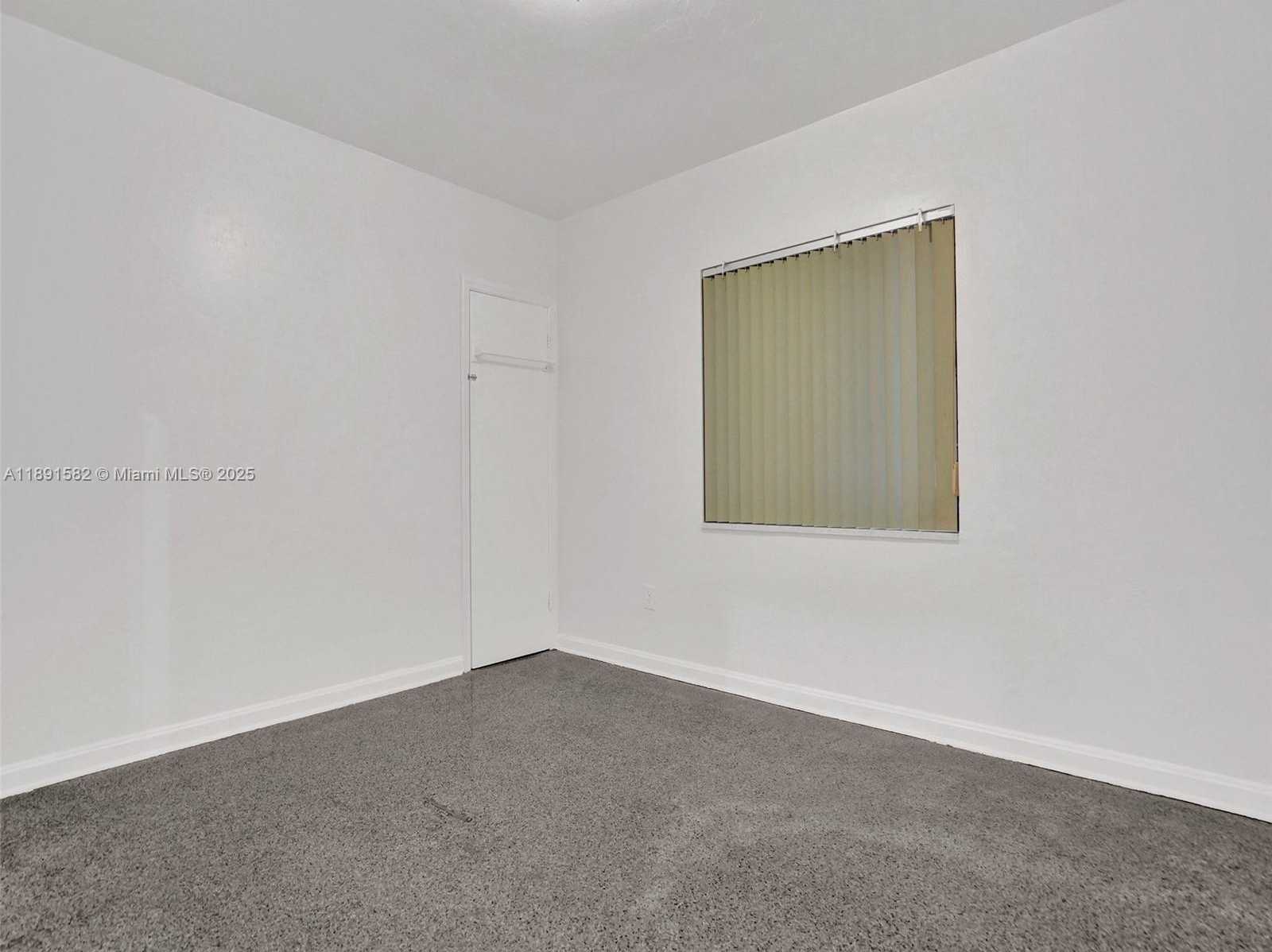 Small Image of 17791 NORTH EAST 13TH AVE, North Miami Beach Number 31