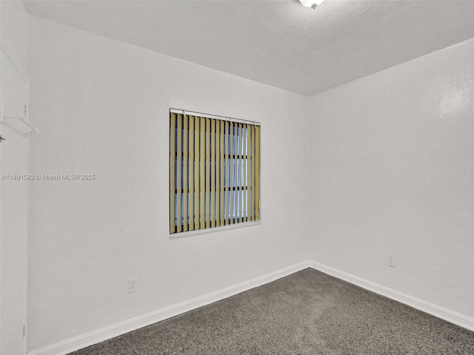 Small Image of 17791 NORTH EAST 13TH AVE, North Miami Beach Number 32