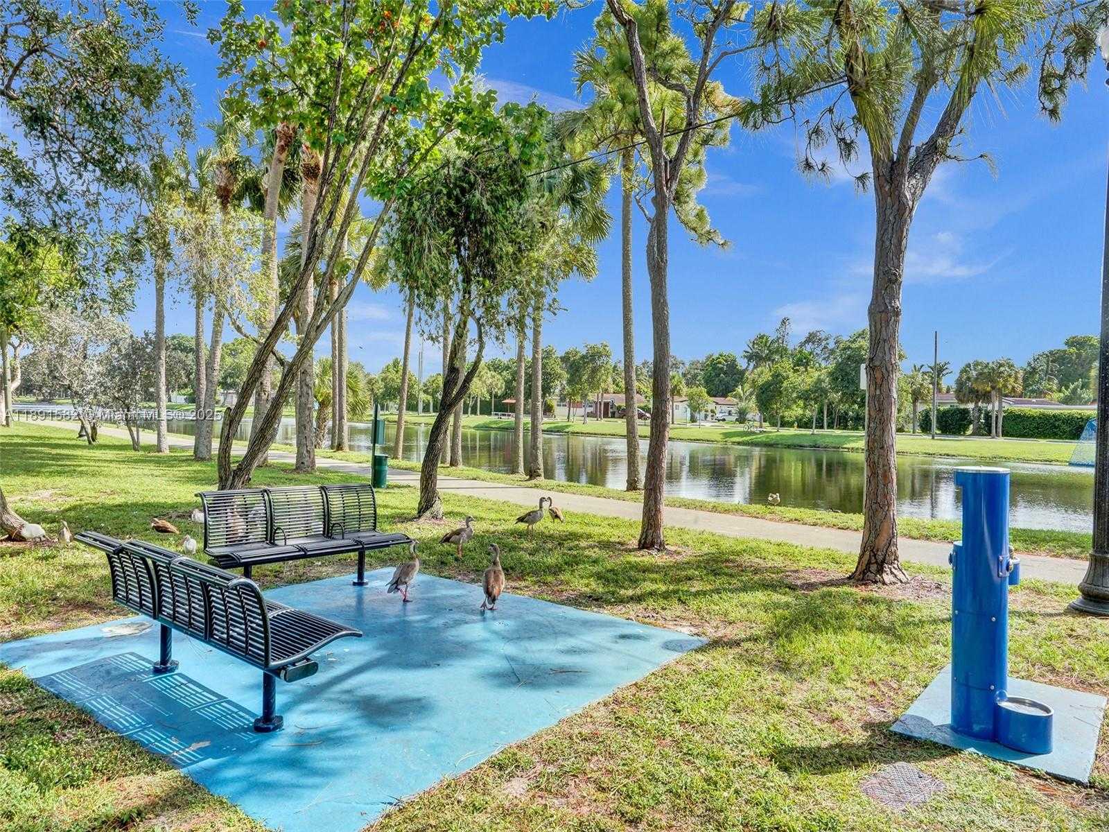 Small Image of 17791 NORTH EAST 13TH AVE, North Miami Beach Number 44