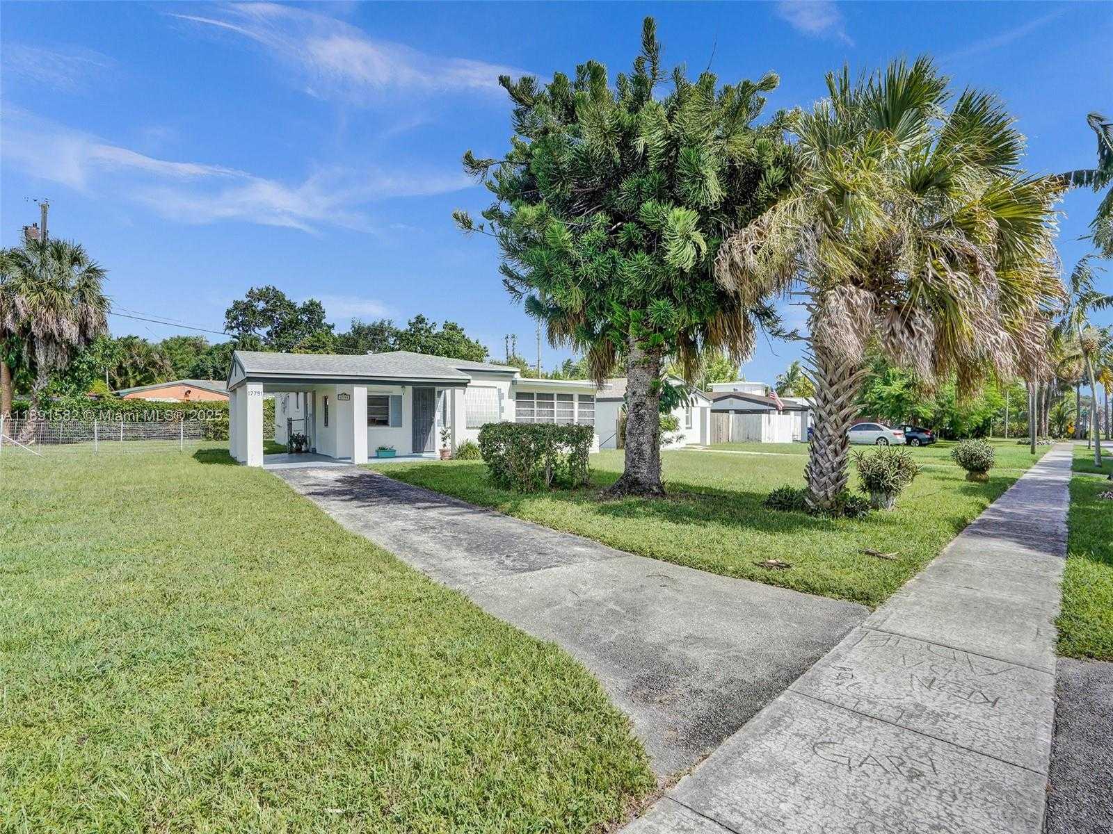 Small Image of 17791 NORTH EAST 13TH AVE, North Miami Beach Number 6