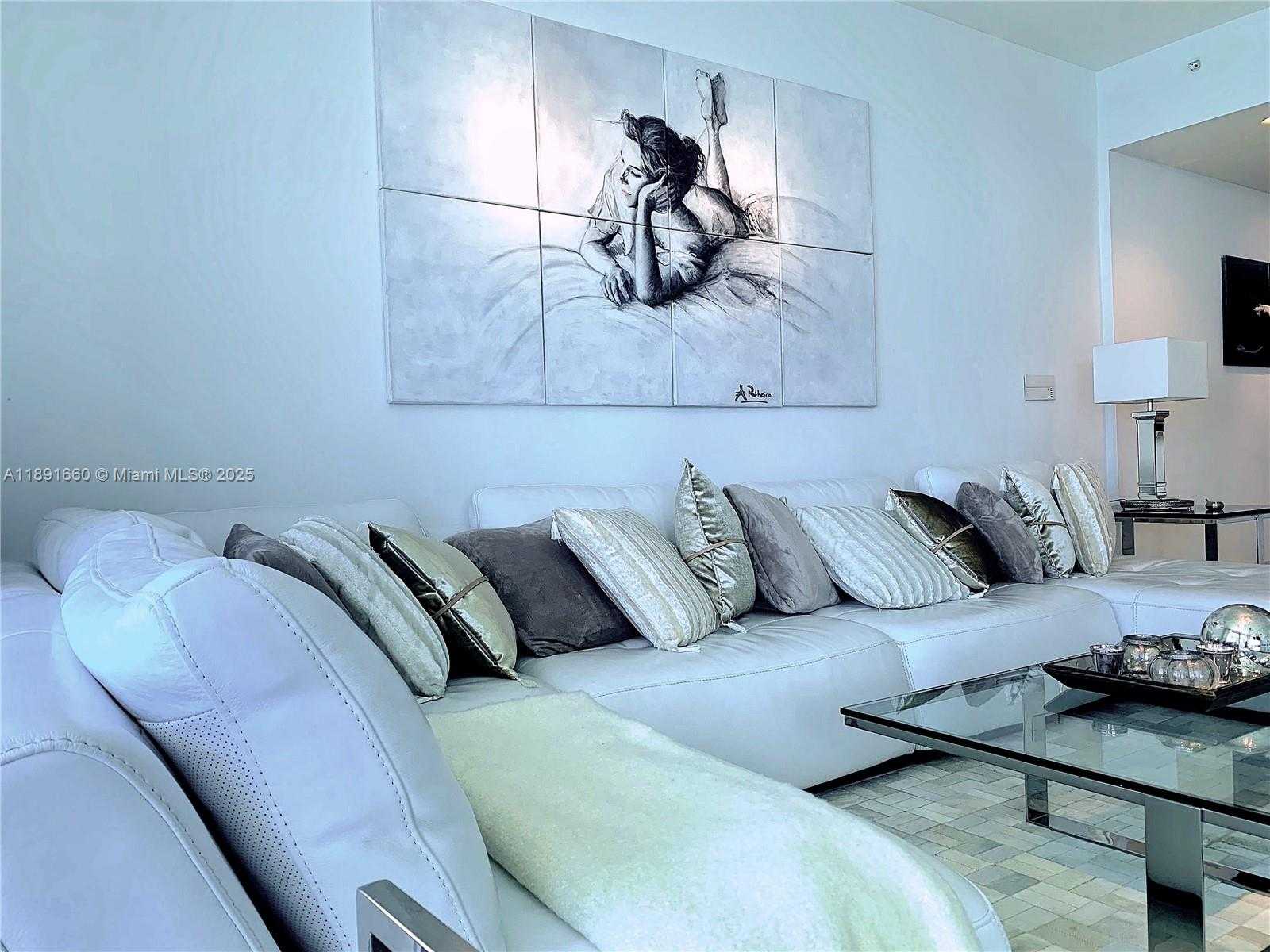 Small Image of 17001 COLLINS AVE #1407, Sunny Isles Beach Number 4