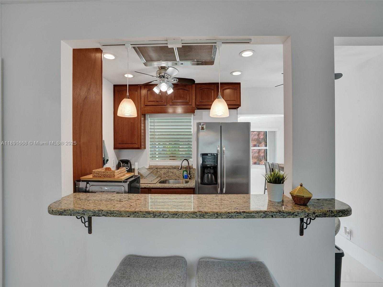 Small Image of 1216 GUAVA ISLE, Fort Lauderdale Number 20