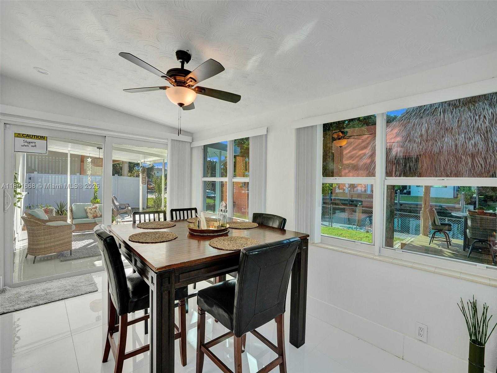 Small Image of 1216 GUAVA ISLE, Fort Lauderdale Number 26