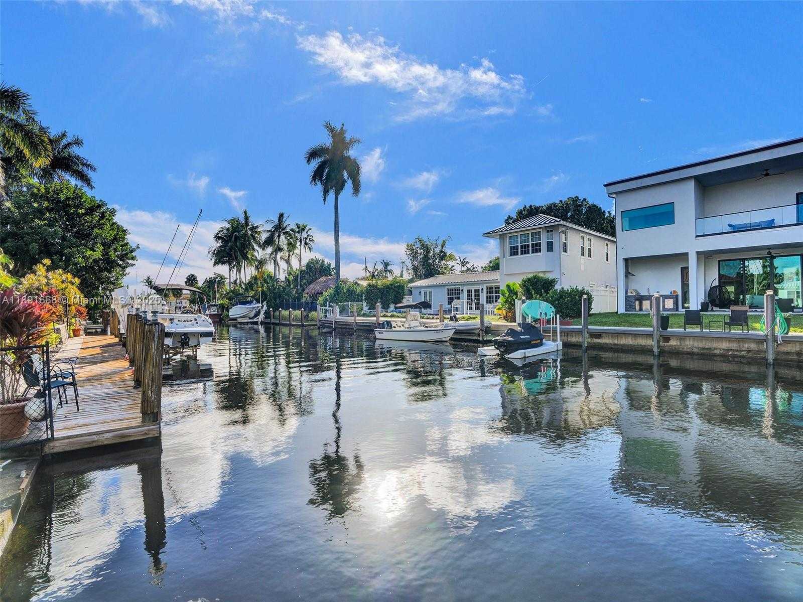 Small Image of 1216 GUAVA ISLE, Fort Lauderdale Number 28