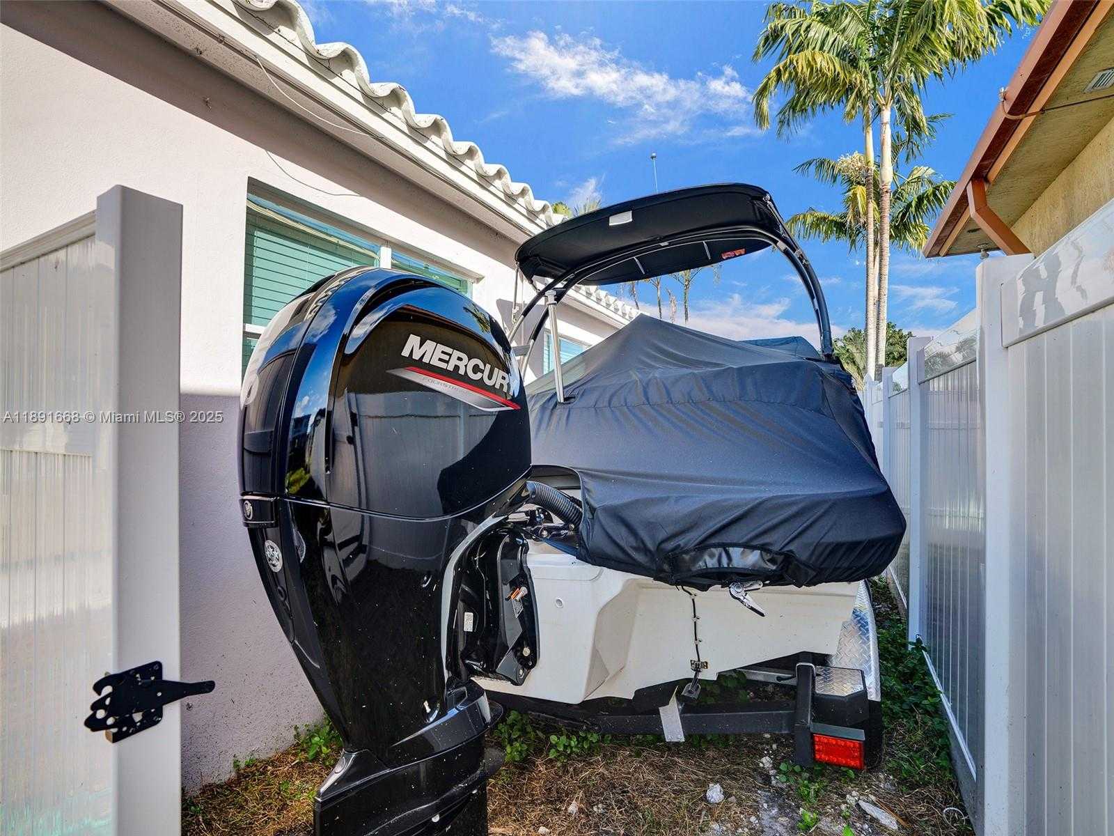 Small Image of 1216 GUAVA ISLE, Fort Lauderdale Number 46