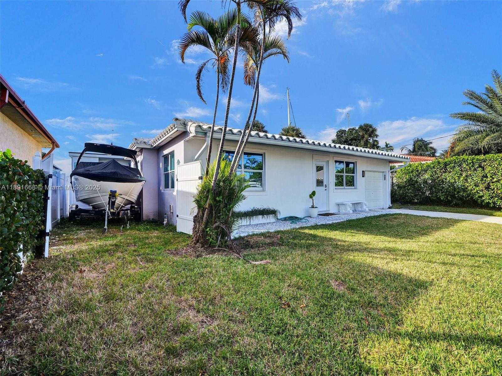 Small Image of 1216 GUAVA ISLE, Fort Lauderdale Number 48