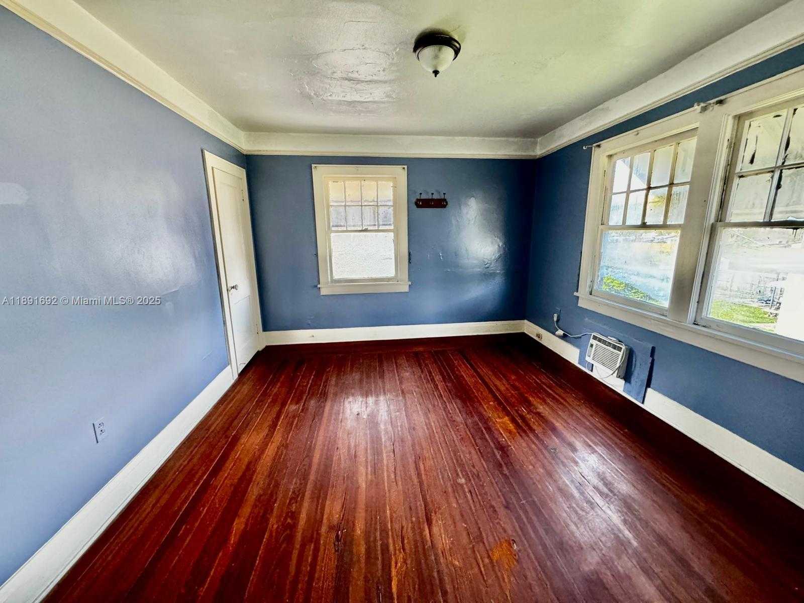 Small Image of 1800 FILLMORE ST #D, Hollywood Number 8