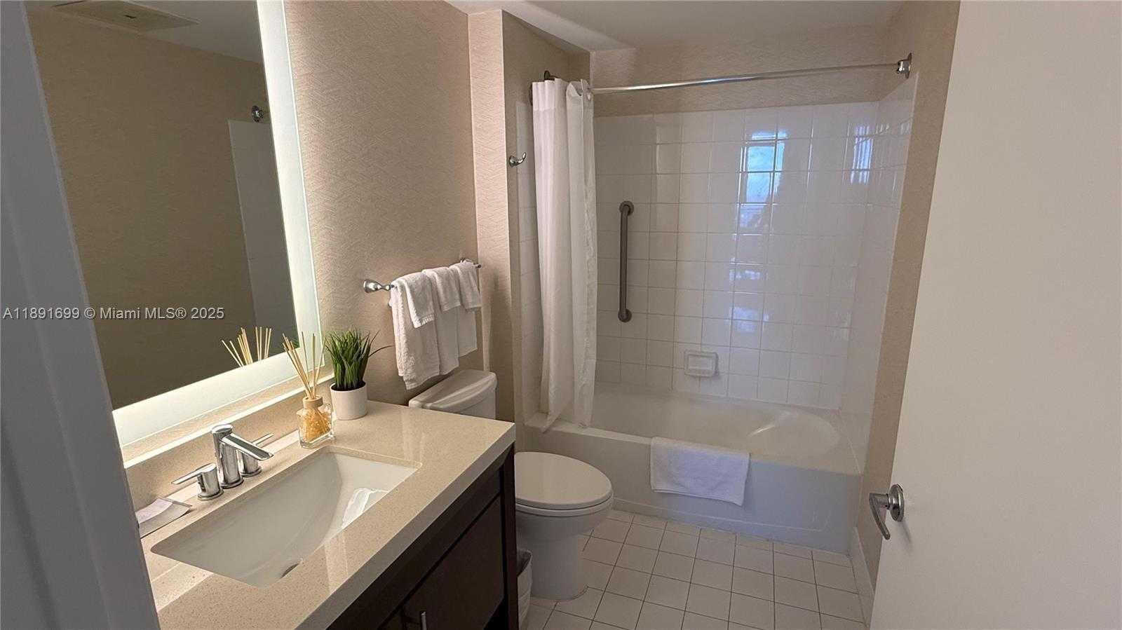 Small Image of 17375 COLLINS AVE #1901, Sunny Isles Beach Number 49