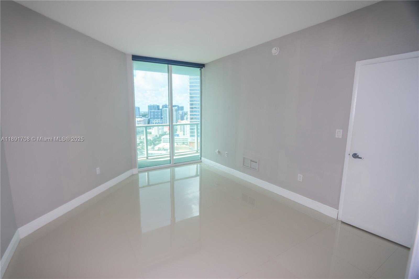 Small Image of 1900 NORTH BAYSHORE DR #2216, Miami Number 11