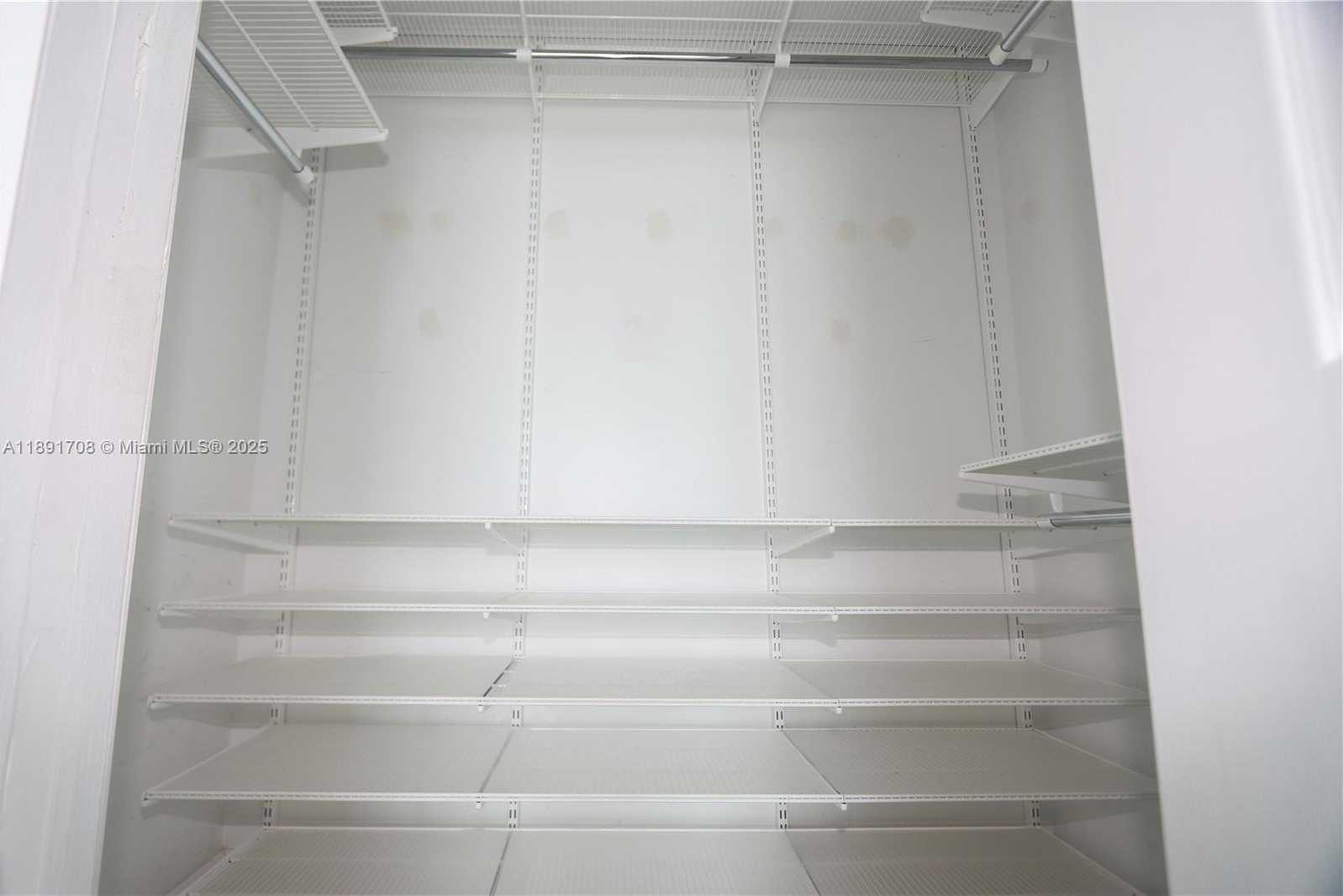 Small Image of 1900 NORTH BAYSHORE DR #2216, Miami Number 18