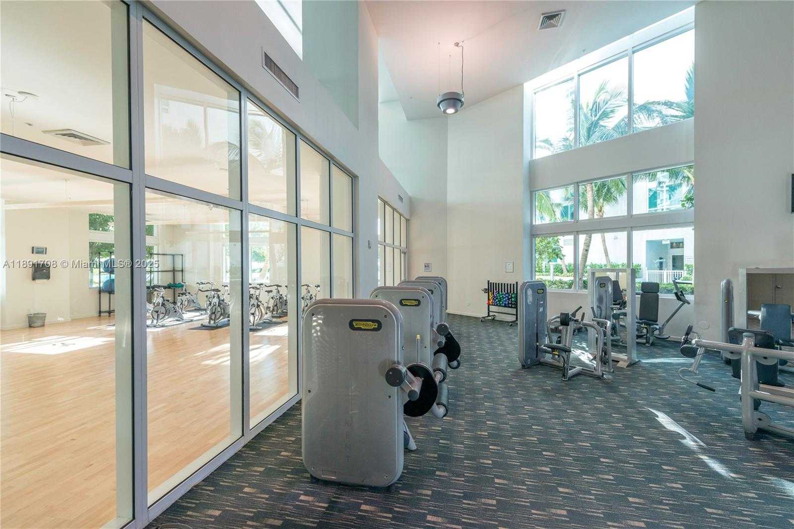Small Image of 1900 NORTH BAYSHORE DR #2216, Miami Number 25